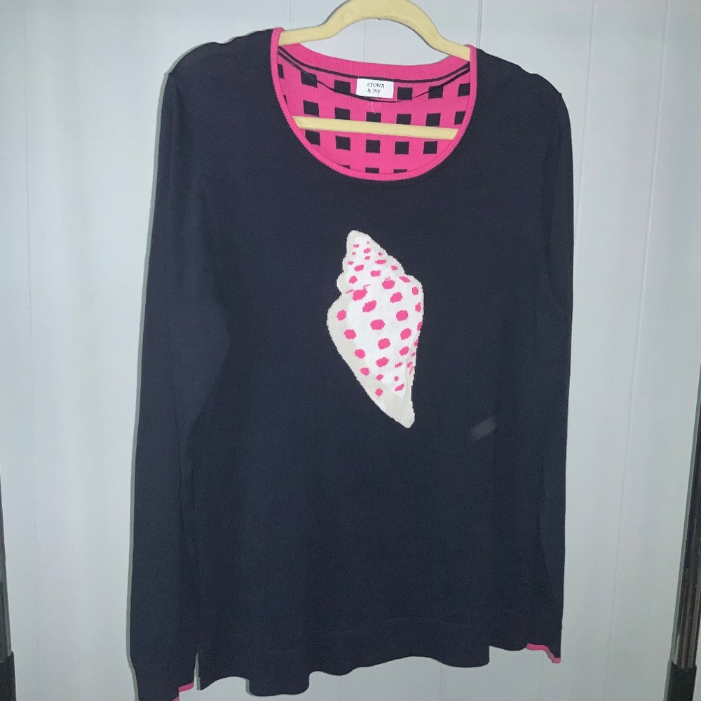 Crown & Ivy cotton conch shell knit crew neck sweater measures as L navy pink